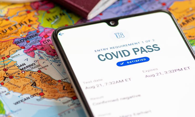 Data leak allows anyone to download fake CoronaCheck certificate