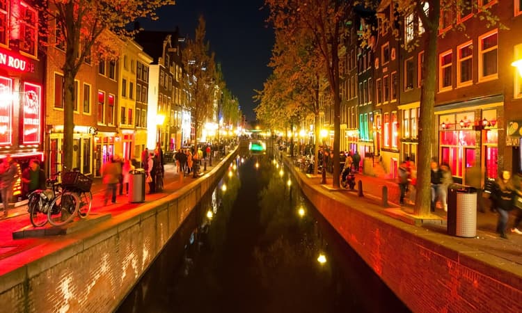 New rules for sex workers in the Netherlands: Legal age raised