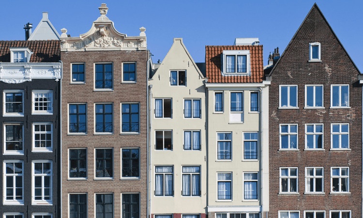 First-time buyers need over 90.000 euros in savings to afford Dutch home 