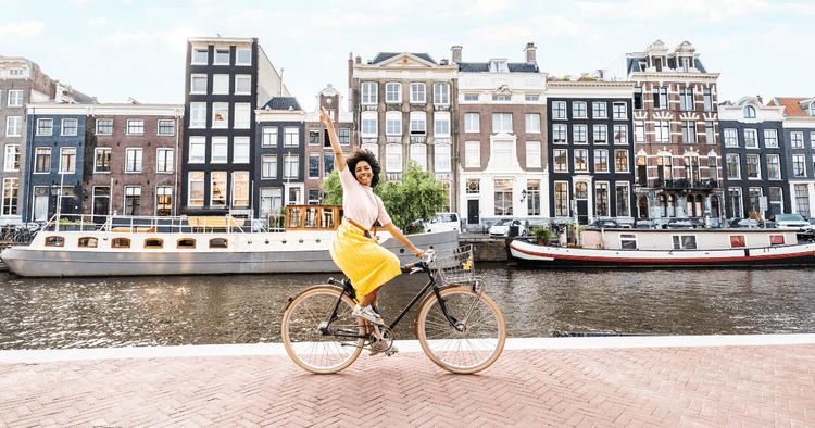BV or ZZP: A guide for Americans coming to the Netherlands on a DAFT visa