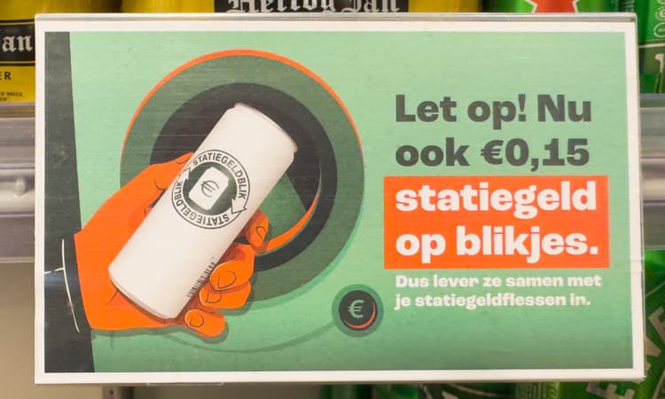 Bins in Amsterdam now have space for empty bottles and cans 