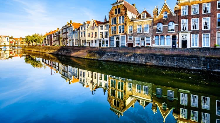 Average sale price for houses in NL higher than ever before