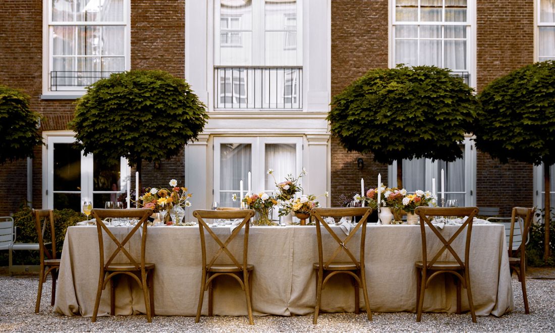 Long Table Dinners in Pulitzer’s inner gardens