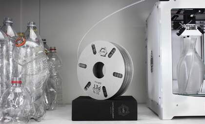 The Dutch pioneer 3D printer filament from recycled plastic