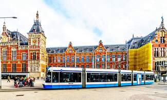 Amsterdam plans to make public transport free for children on certain days