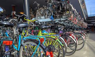 Enormous bicycle storage facility opens in Utrecht