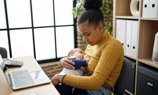 Study: New mothers in the Netherlands need more breastfeeding help