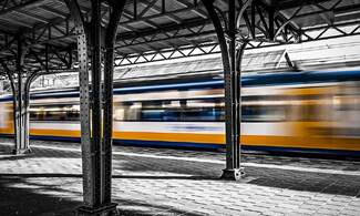 Government commits to better train travel in the Netherlands