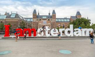 Is this the end of the I amsterdam sign?
