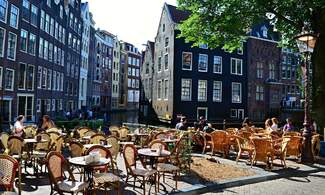 Extended terraces in Amsterdam to stay throughout summer 2021