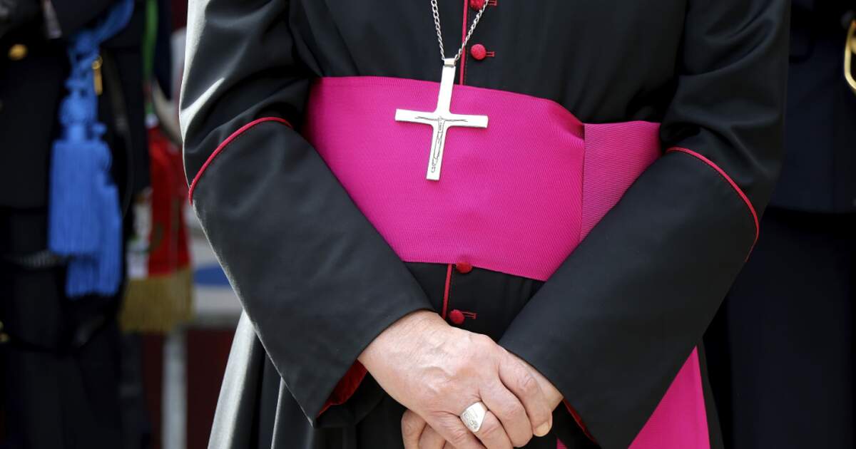 Dutch bishops want to give blessings to same-sex couples