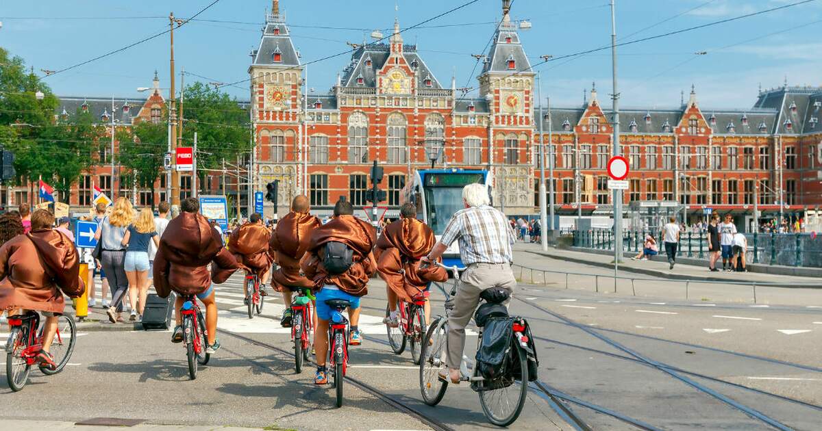 Things that will get you a fine when cycling in the Netherlands