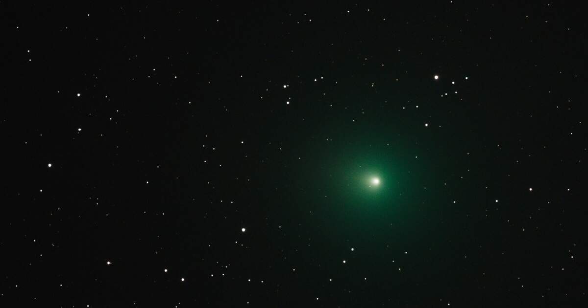 Een opvallende groene komeet verlicht deze week de Nederlandse hemel