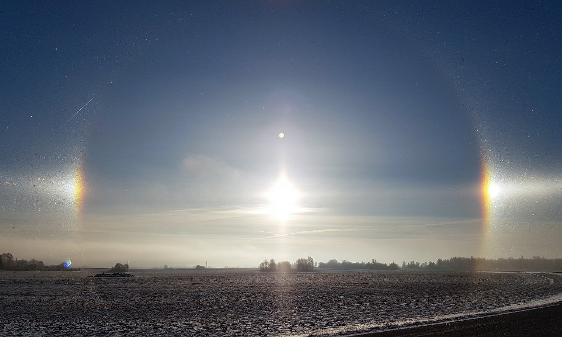 Winter snow the Netherlands diamons dutch sun halo